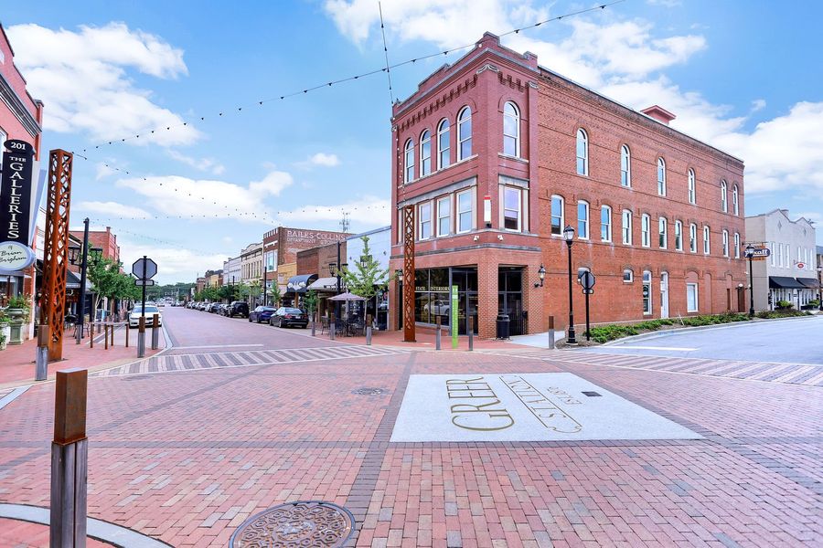 Image 24 representing the The Cade by Stanley Martin Homes in Persimmon Hill, Lyman, SC.