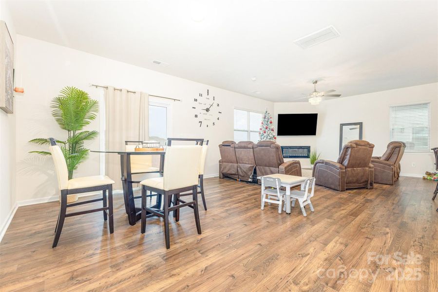 Furnished interior view inside a new home in Fergus Crossing, York (Image 30). Furnished interior view inside a new home in Fergus Crossing, York (Image 30).