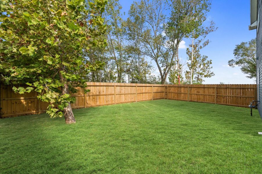 Exterior details and patio area of a home in , Houston (Image 23).