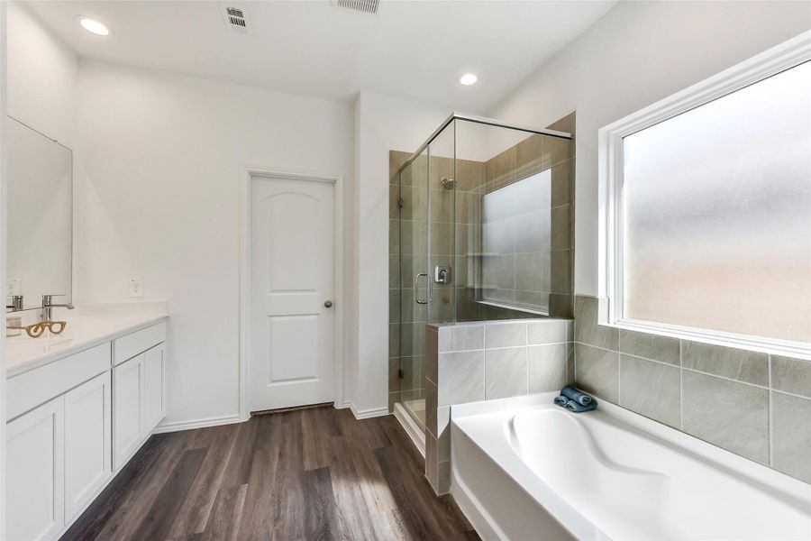 Furnished interior view inside a new home in Sunterra, Katy (Image 7). Furnished interior view inside a new home in Sunterra, Katy (Image 7).