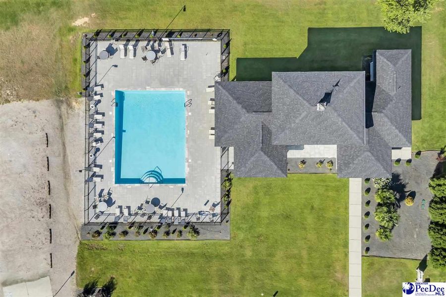 Community amenities in The Grove, Florence (Image 10).