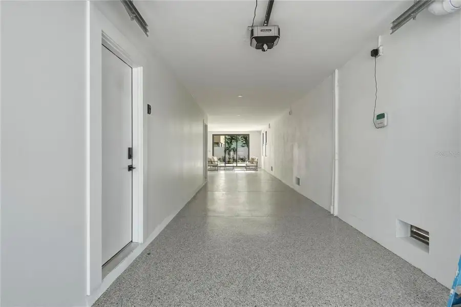 Spacious, unfurnished interior of a new home in , Indian Rocks Beach (Image 22).