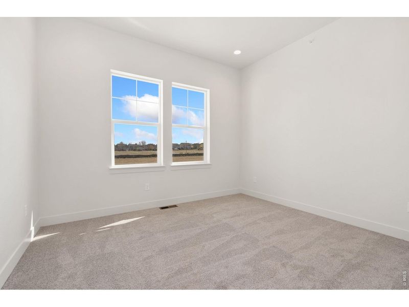 Spacious, unfurnished interior of a new home in , Fort Collins (Image 16).