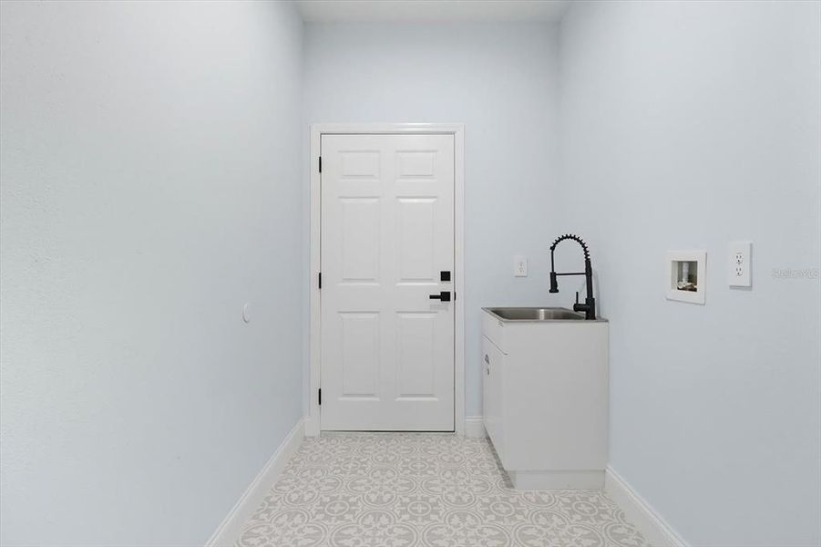 Image 38 of a home in .