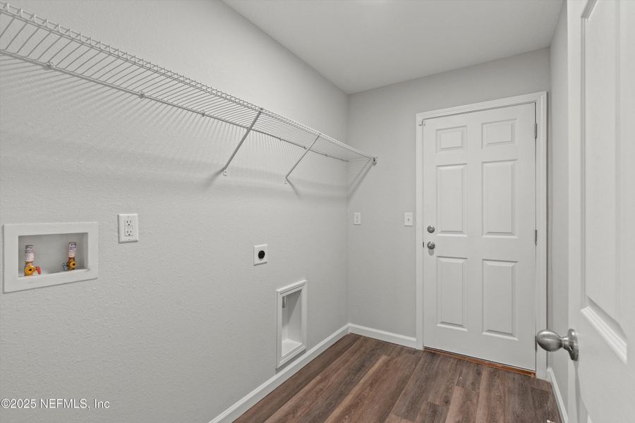 Image 16 of a home in . Image 16 of a home in .