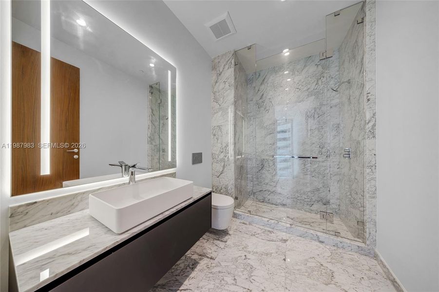 Image 72 of a home in .