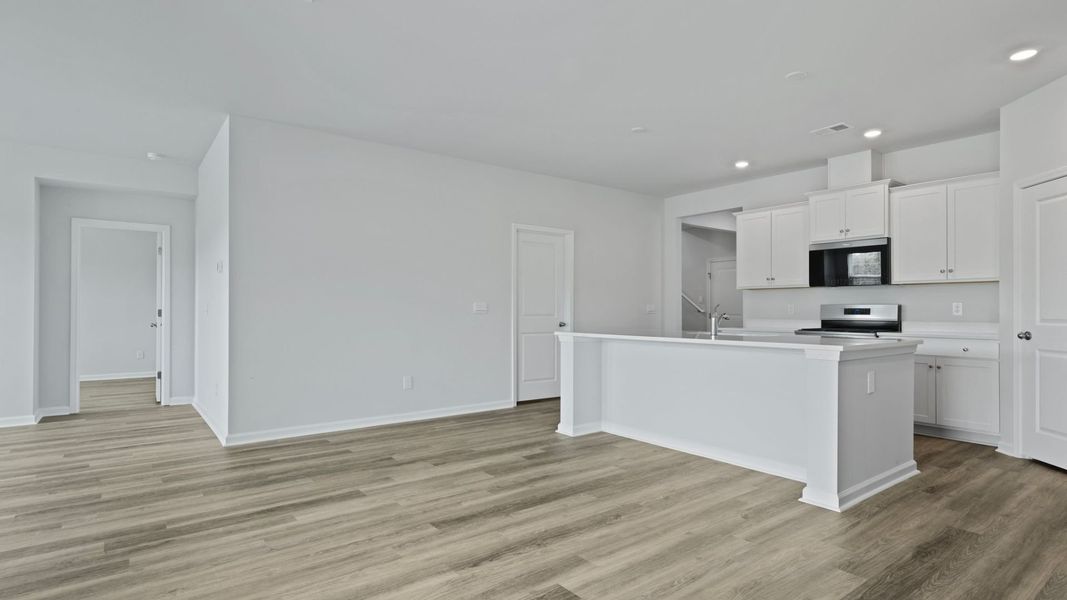 Representative unfurnished interior of a home built from the DARBY-EXP by D.R. Horton in Lakeview at Kitfield, Moncks Corner (Image 13).