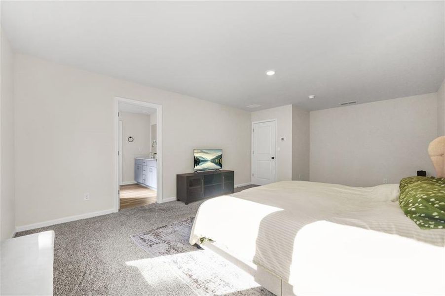 Furnished interior view inside a new home in , Loganville (Image 17).