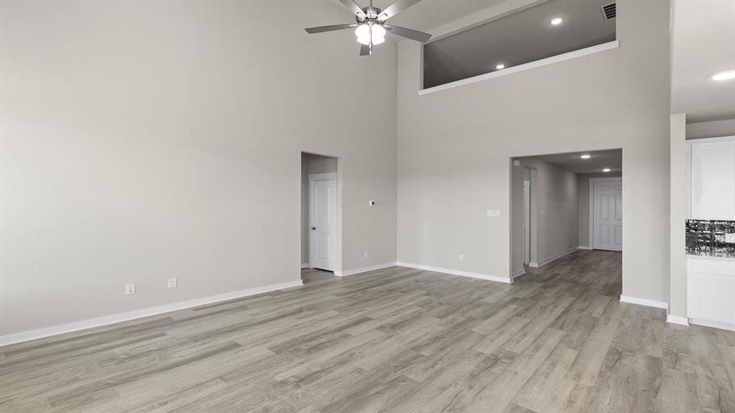 07. 1323 Burgess - Family (2) 07. 1323 Burgess - Family (2)