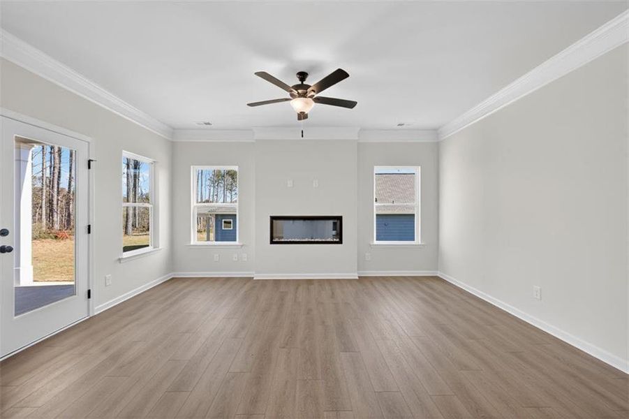 Spacious, unfurnished interior of a new home in Allen Manor, Hoschton (Image 22).
