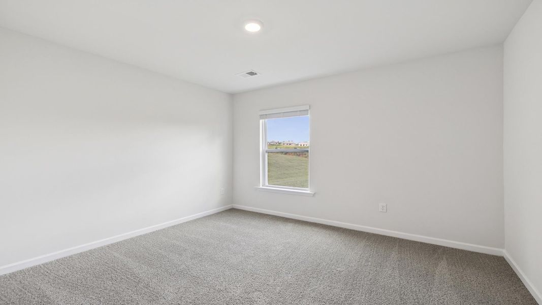 Spacious, unfurnished interior of a new home in Lakestone, Woodruff (Image 19).