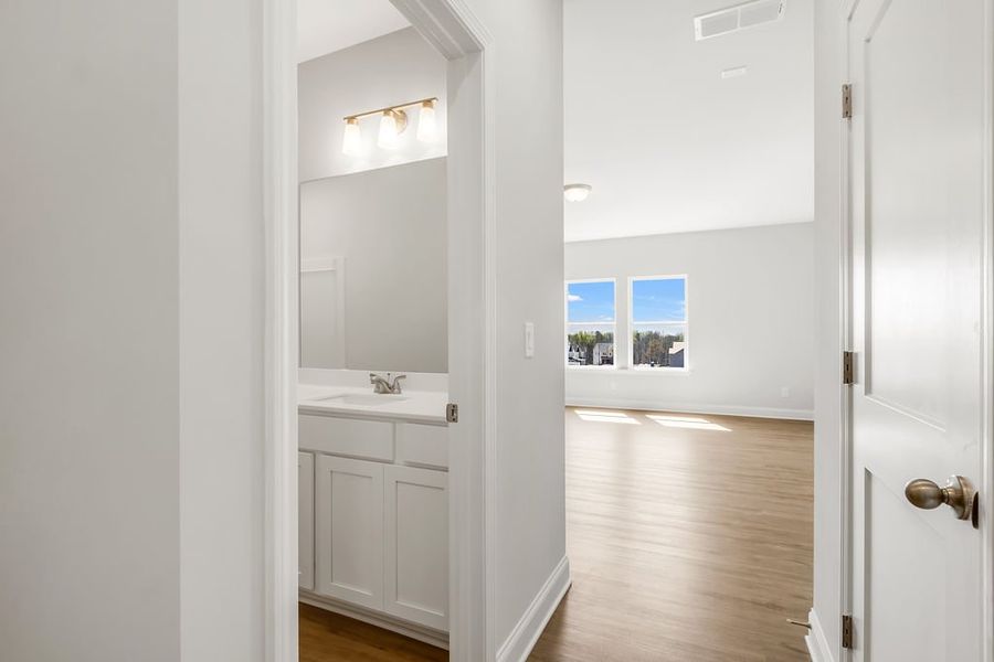 Image 21 representing the Emerson by UnionMain Homes in Maddox Landing, Hoschton, GA.