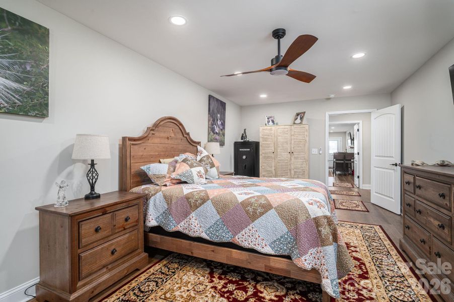 2nd Bedroom