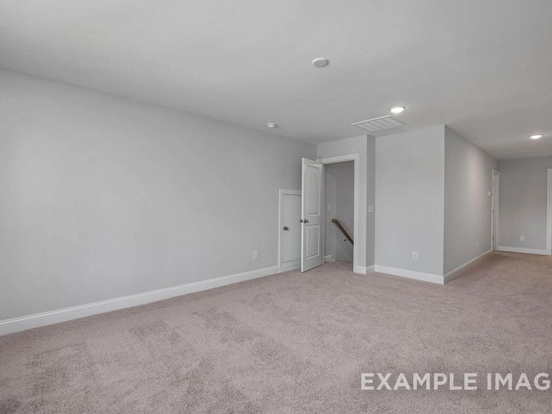Spacious, unfurnished interior of a new home in Laneridge Estates, Raleigh (Image 12).