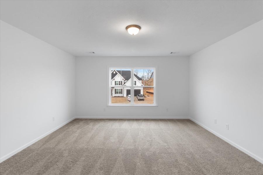 Spacious, unfurnished interior of a new home in Crawford Creek, Grovetown (Image 19).