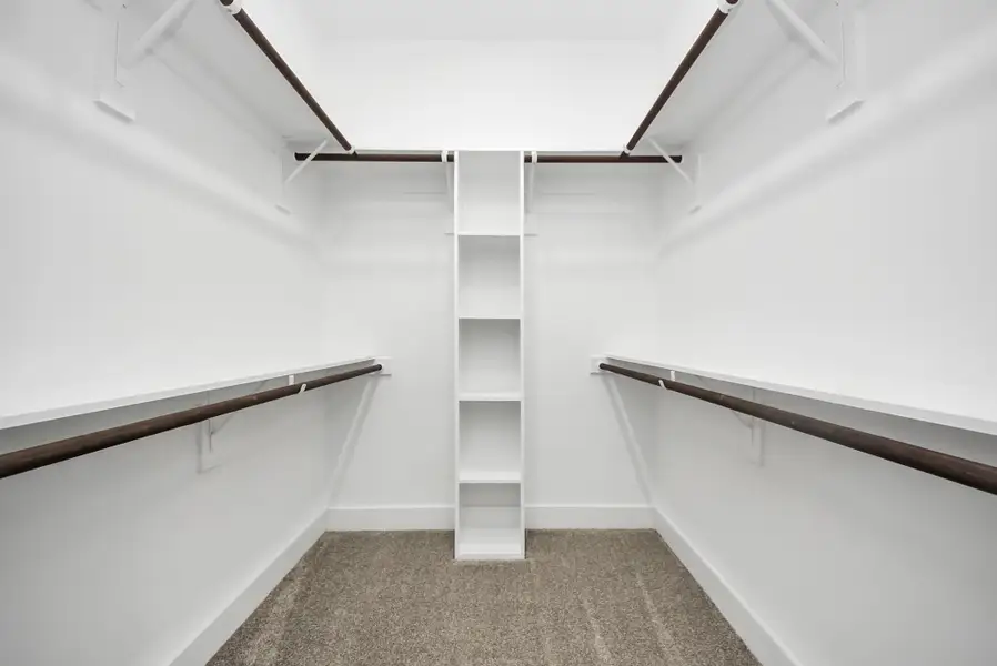 Spacious, unfurnished interior of a new home in , Baytown (Image 14).