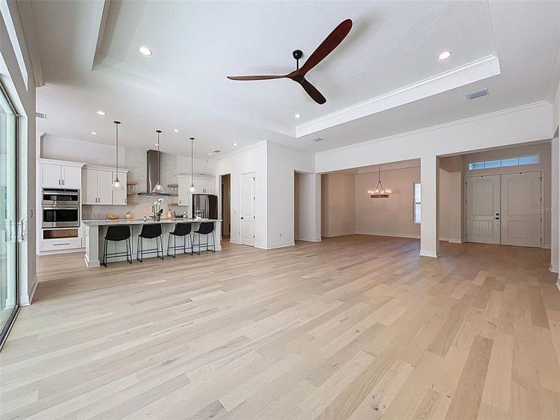 Spacious, unfurnished interior of a new home in Sunset Estates, Lutz (Image 14).