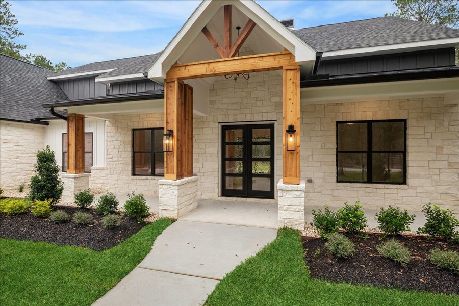 Exterior details and patio area of a home in , Huntsville (Image 4). Exterior details and patio area of a home in , Huntsville (Image 4).
