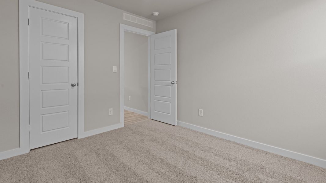 Representative unfurnished interior of a home built from the CAMDEN by D.R. Horton in Homestead at Parks Bell Ranch, Odessa (Image 16).