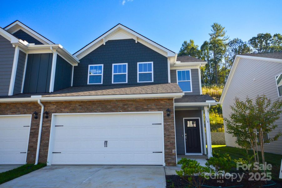 Image 29 of a home in .