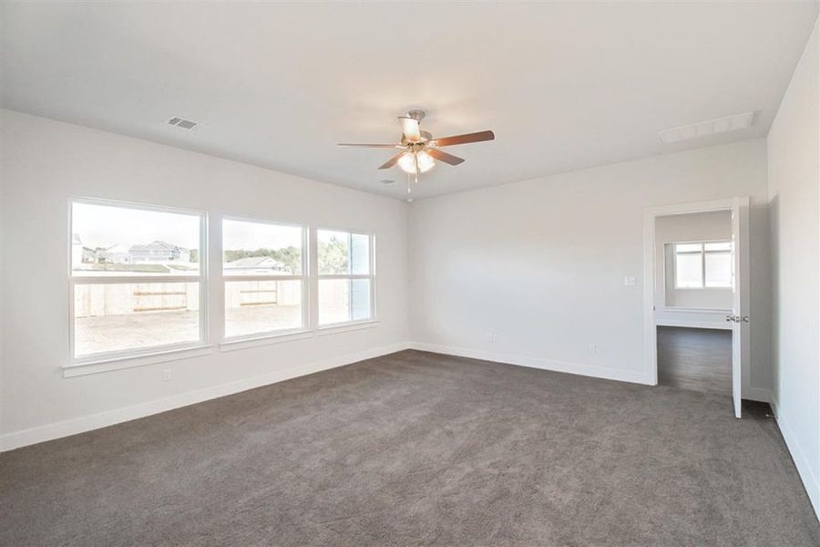 Representative unfurnished interior of a home built from the Savannah by Pacesetter Homes in Orchard Ridge, Liberty Hill (Image 26). Representative unfurnished interior of a home built from the Savannah by Pacesetter Homes in Orchard Ridge, Liberty Hill (Image 26).