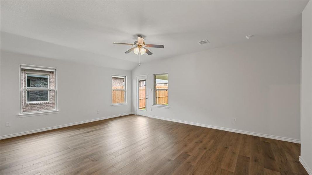 Spacious, unfurnished interior of a new home in Liberty Crossing, Royse City (Image 21). Spacious, unfurnished interior of a new home in Liberty Crossing, Royse City (Image 21).