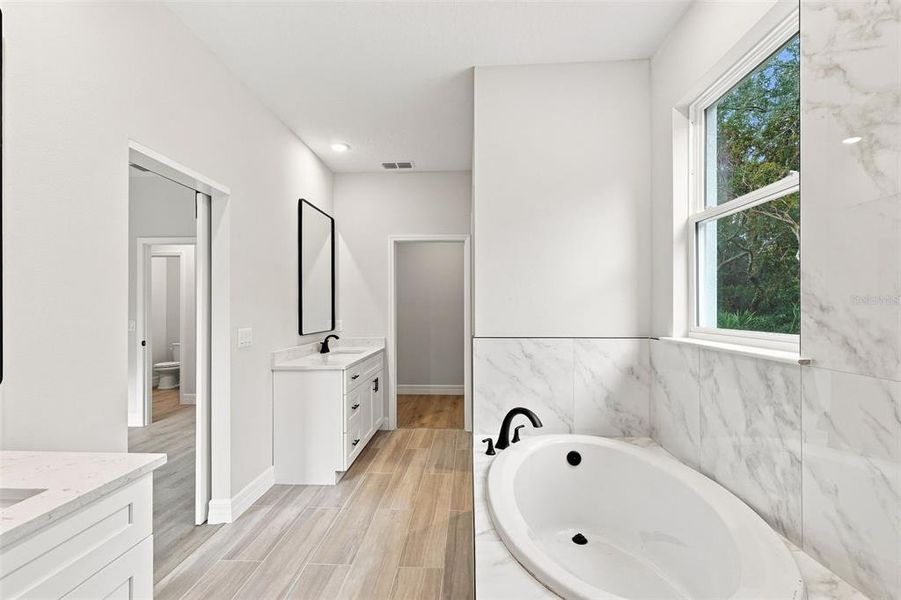 Furnished interior view inside a new home in , Eustis (Image 10).