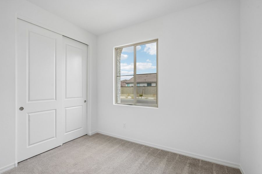 Spacious, unfurnished interior of a new home in Rancho Mercado, Surprise (Image 33).