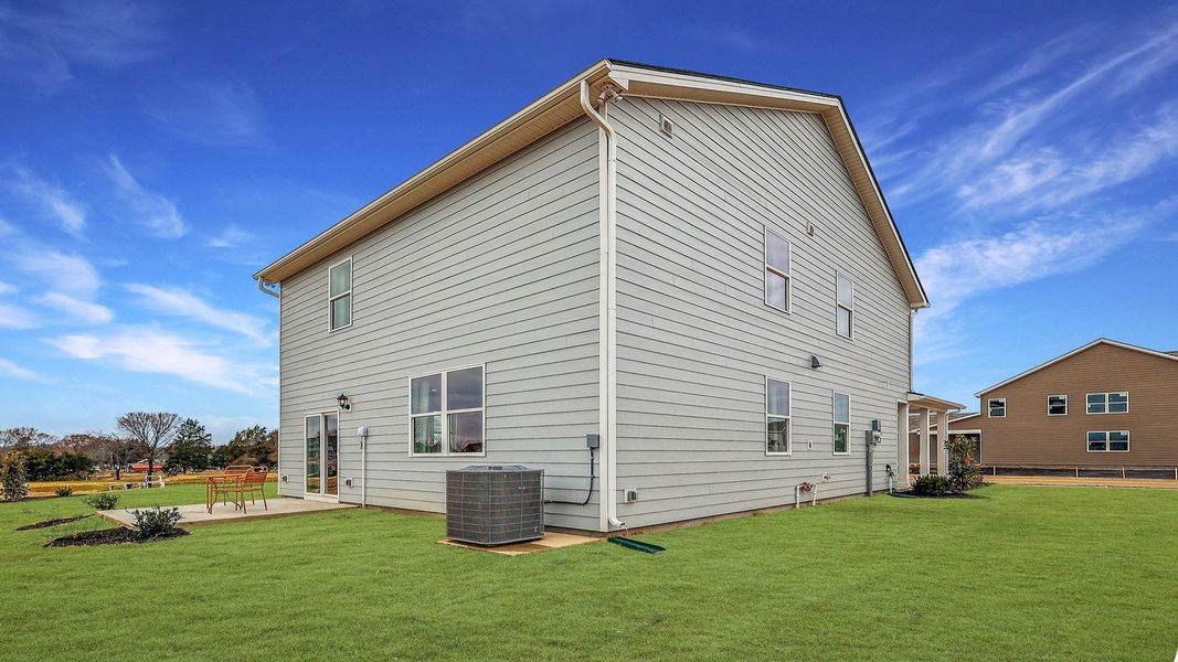 Representative exterior details of a home built from the ELSTON by D.R. Horton in River Landing, Murfreesboro (Image 24).