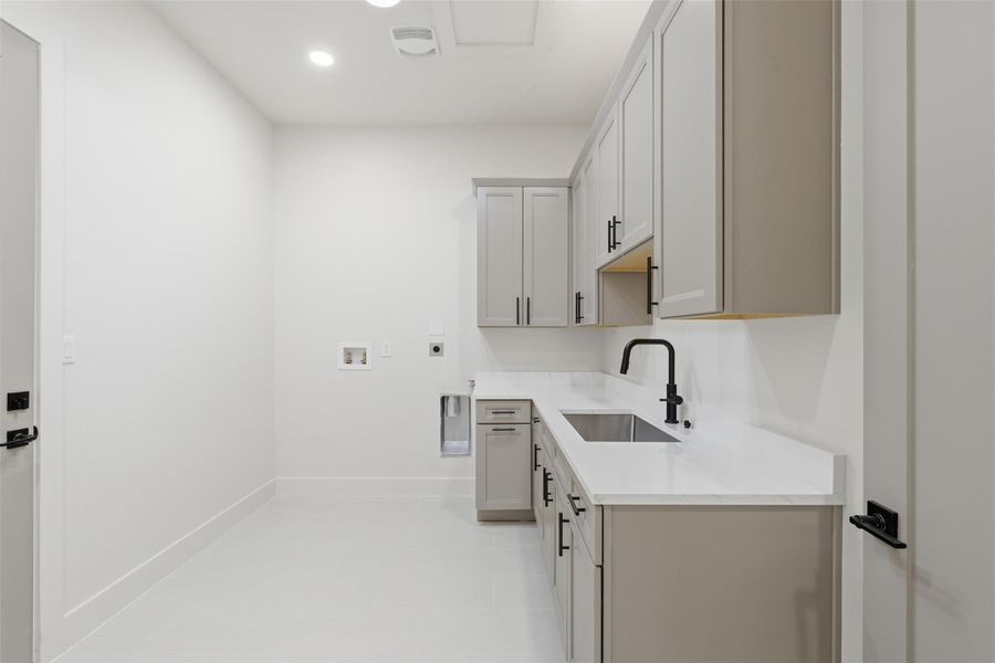 Furnished interior view inside a new home in , Austin (Image 14).