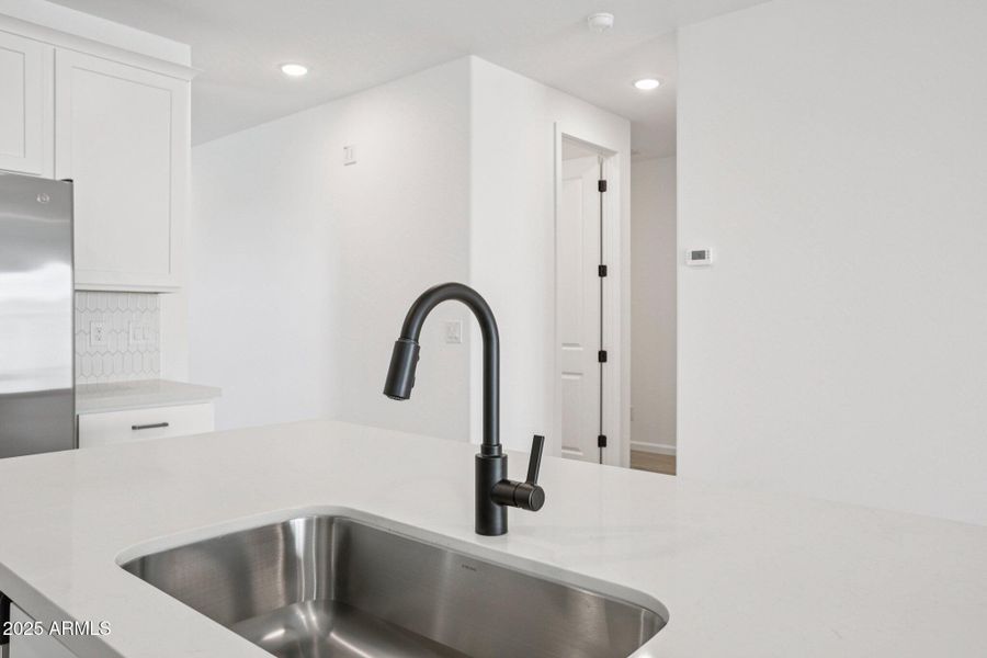 12-web-or-mls-La Senda Dr W-S0511-012