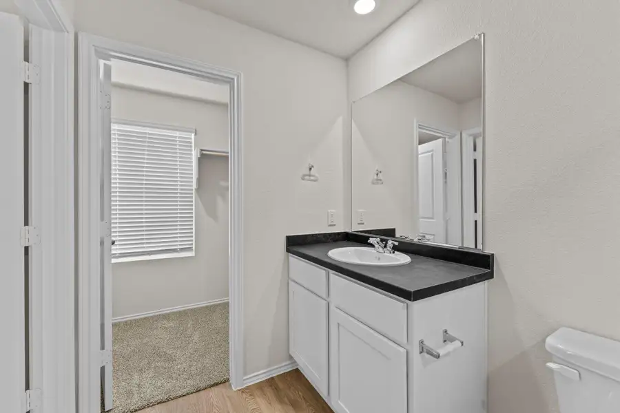 Furnished interior view inside a new home in Bollinger, Maxwell (Image 8).