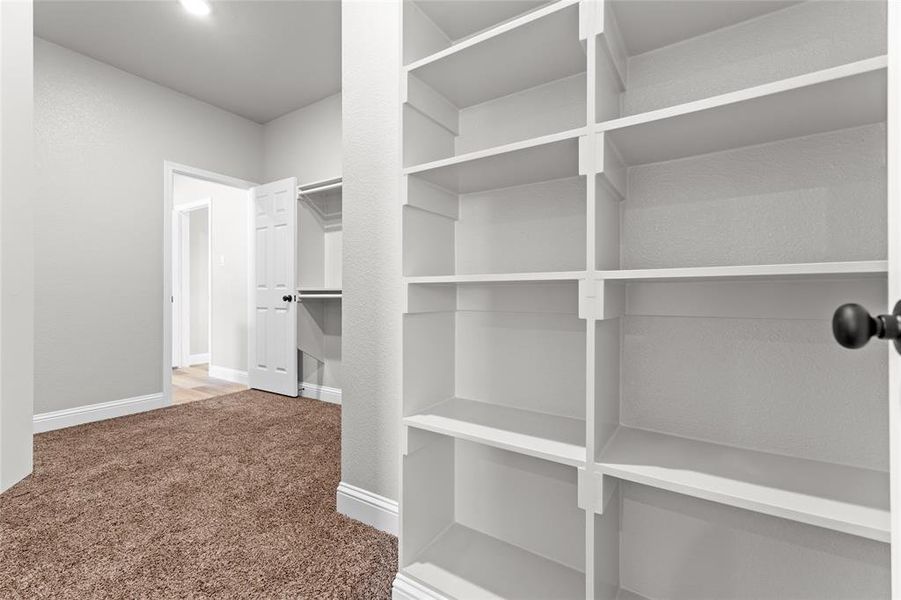 Spacious, unfurnished interior of a new home in , Greenville (Image 31).