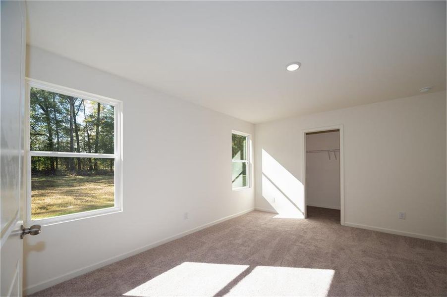 Spacious, unfurnished interior of a new home in , Lizella (Image 13).