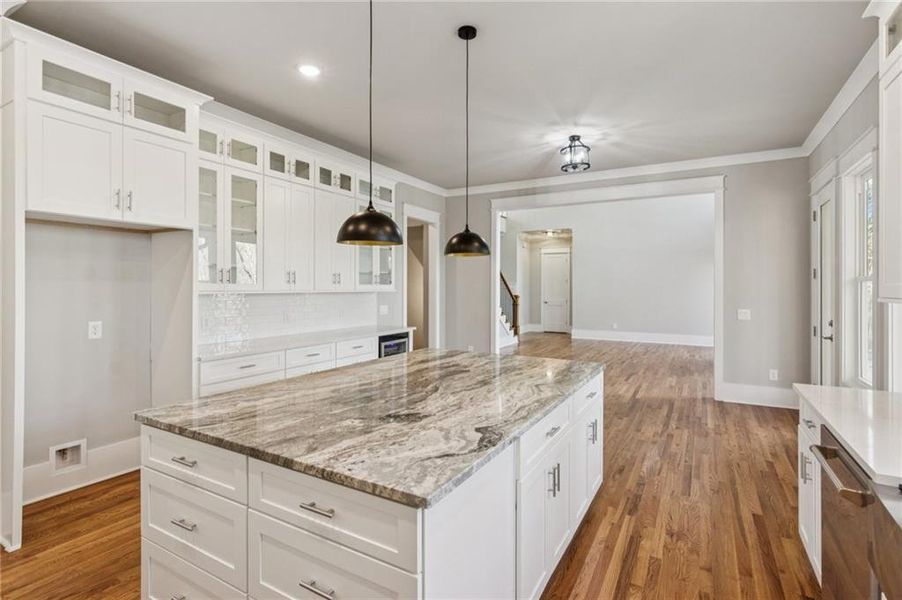 Furnished interior view inside a new home in , Dawsonville (Image 8).