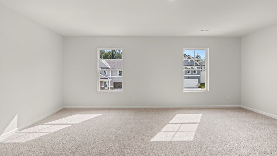 Spacious, unfurnished interior of a new home in South Wind, Union City (Image 15).