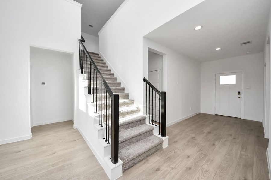 Spacious, unfurnished interior of a new home in Tamarron, Katy (Image 21). Spacious, unfurnished interior of a new home in Tamarron, Katy (Image 21).