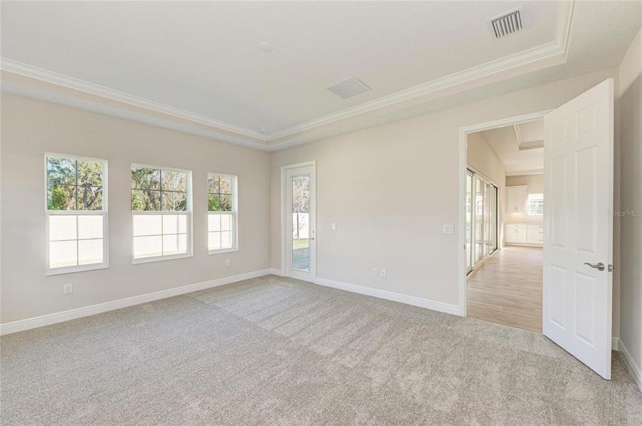 Spacious, unfurnished interior of a new home in Crosswind Point, Parrish (Image 28). Spacious, unfurnished interior of a new home in Crosswind Point, Parrish (Image 28).