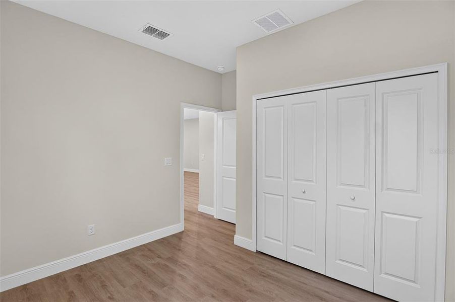 Spacious, unfurnished interior of a new home in , Ocala (Image 22).