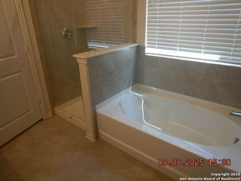 Furnished interior view inside a new home in Notting Hill, Converse (Image 4).