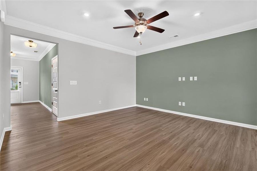 Spacious, unfurnished interior of a new home in Fuller Station, Loganville (Image 52).