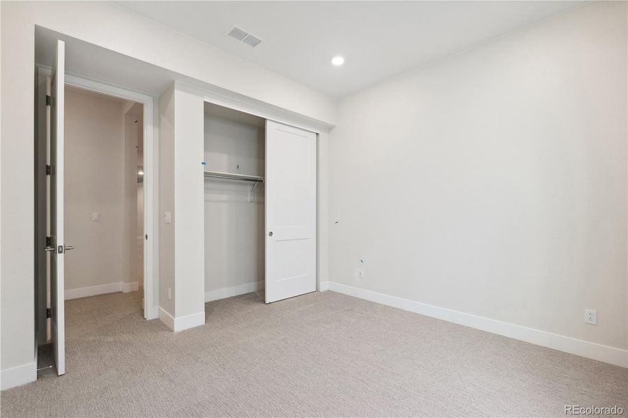 Spacious, unfurnished interior of a new home in Retreat at The Canyons, Castle Pines (Image 32). Spacious, unfurnished interior of a new home in Retreat at The Canyons, Castle Pines (Image 32).