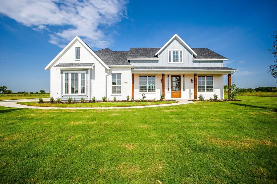 Representative exterior photo of a completed home built from the The Paxton by Elmwood Custom Homes in Ranch at Stone Hill, Waxahachie, TX (Image 2).