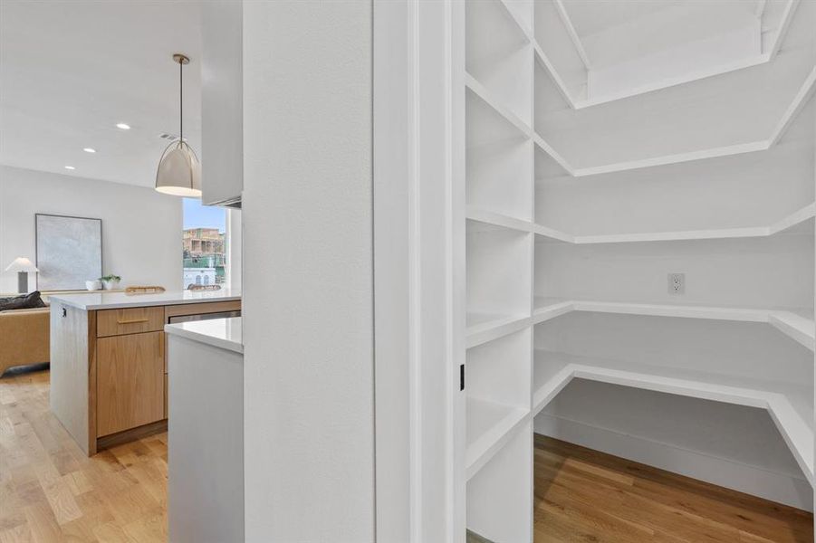 Furnished interior view inside a new home in , Dallas (Image 22). Furnished interior view inside a new home in , Dallas (Image 22).