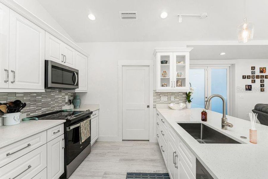 Furnished interior view inside a new home in , Port Charlotte (Image 18).