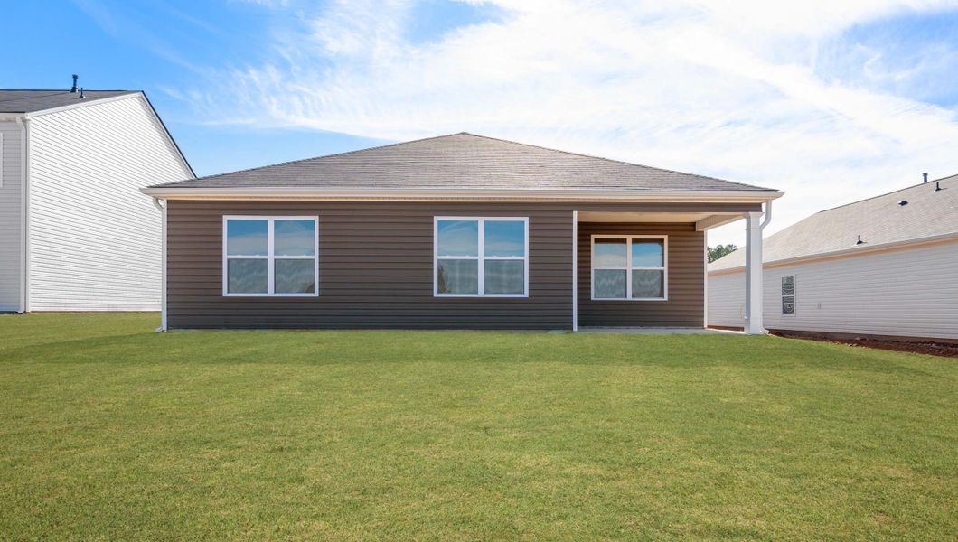 Exterior details and patio area of a home in Gibson Grove, Laurens (Image 3).