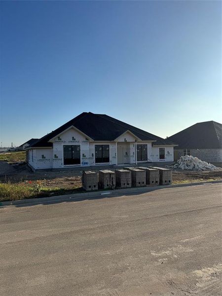 Image 2 of a home in . Image 2 of a home in .