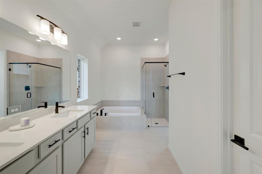 Furnished interior view inside a new home in The Grand Prairie - Meadow Collection, Hockley (Image 8).