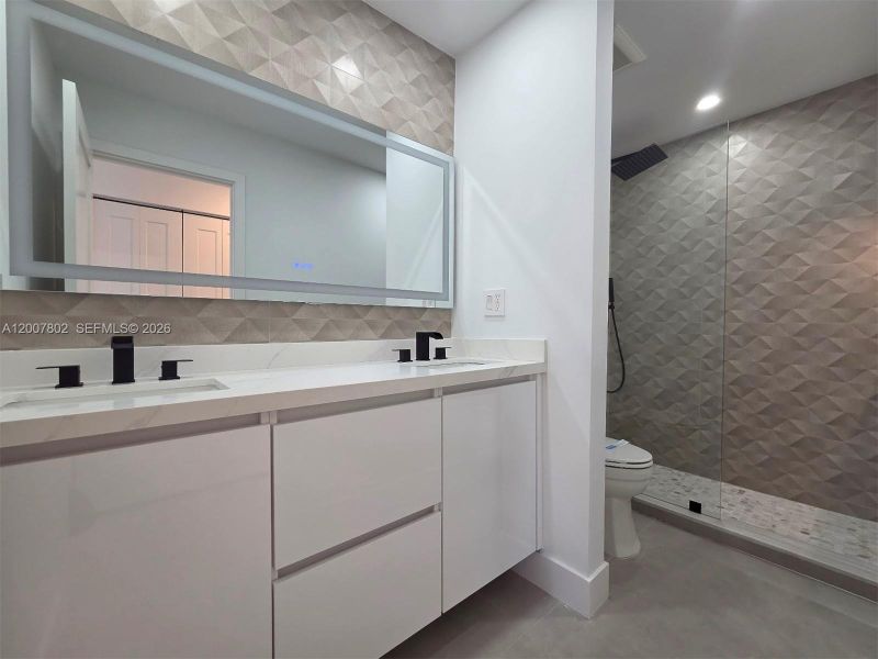 Furnished interior view inside a new home in , West Palm Beach (Image 6).