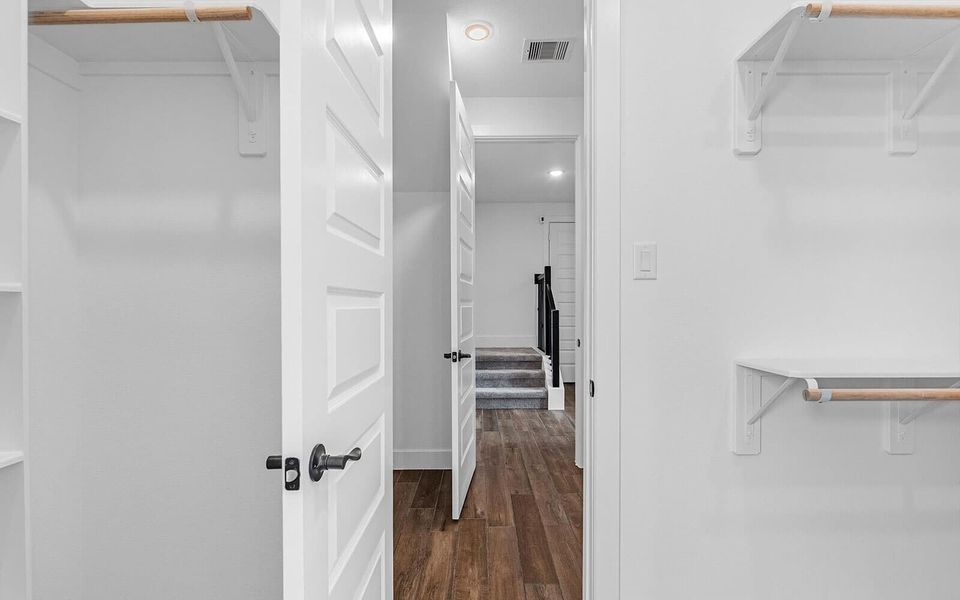 Image 17 representing the Rutgers by Brookfield Residential in 40' Traditional Homes at Elyson, Katy, TX. Image 17 representing the Rutgers by Brookfield Residential in 40' Traditional Homes at Elyson, Katy, TX.